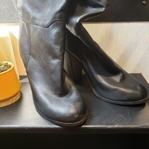 Elegant Black Women's Boots